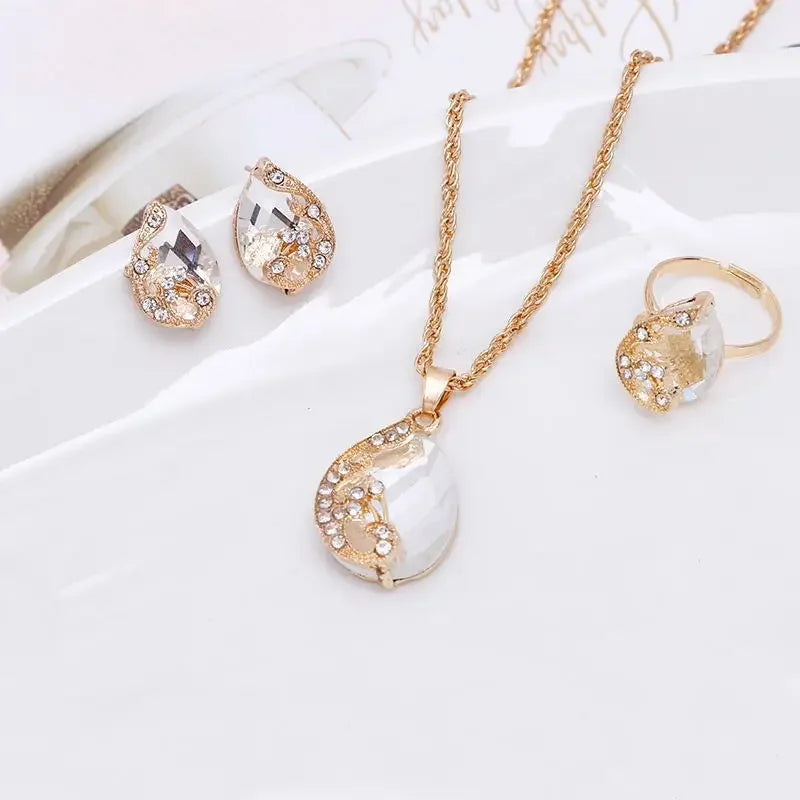 Delysia King 4PCS Trendy Water Droplets Peacock Jewelry Set Crystal Elegant Necklace/Earrings/Ring for Cocktail