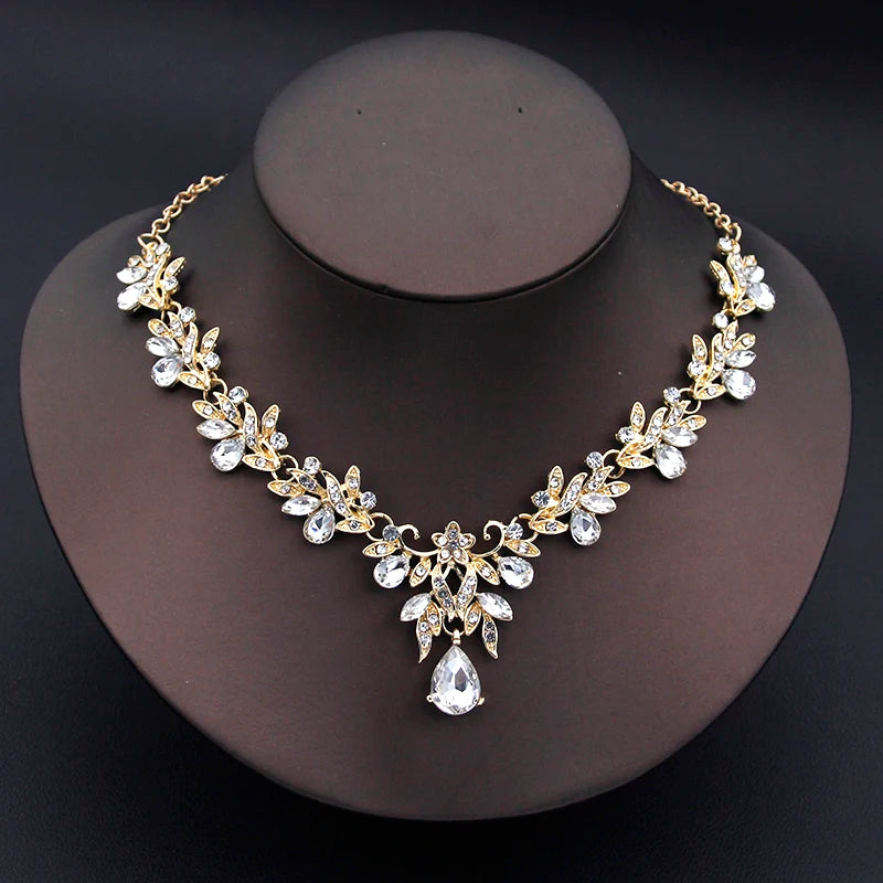 Luxury Fashion Necklace Sets for Women Dangle Earrings Princess Collar Two Piece Set Bride Jewelry Bridal Wedding Accessories