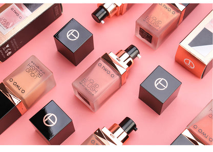 Colorful liquid blush