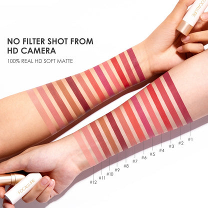 FOCALLURE powder feels dull, lipstick, moisturizing,  and lasting lipstick.