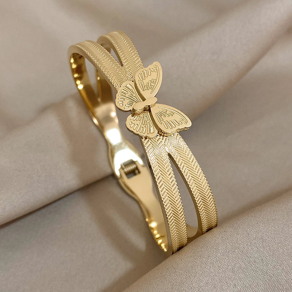 Trendy Butterfly Stainless Steel Charm Bracelet For Women Sweet Gold or Silver Color Waterproof Cuff Bangle Party Jewelry