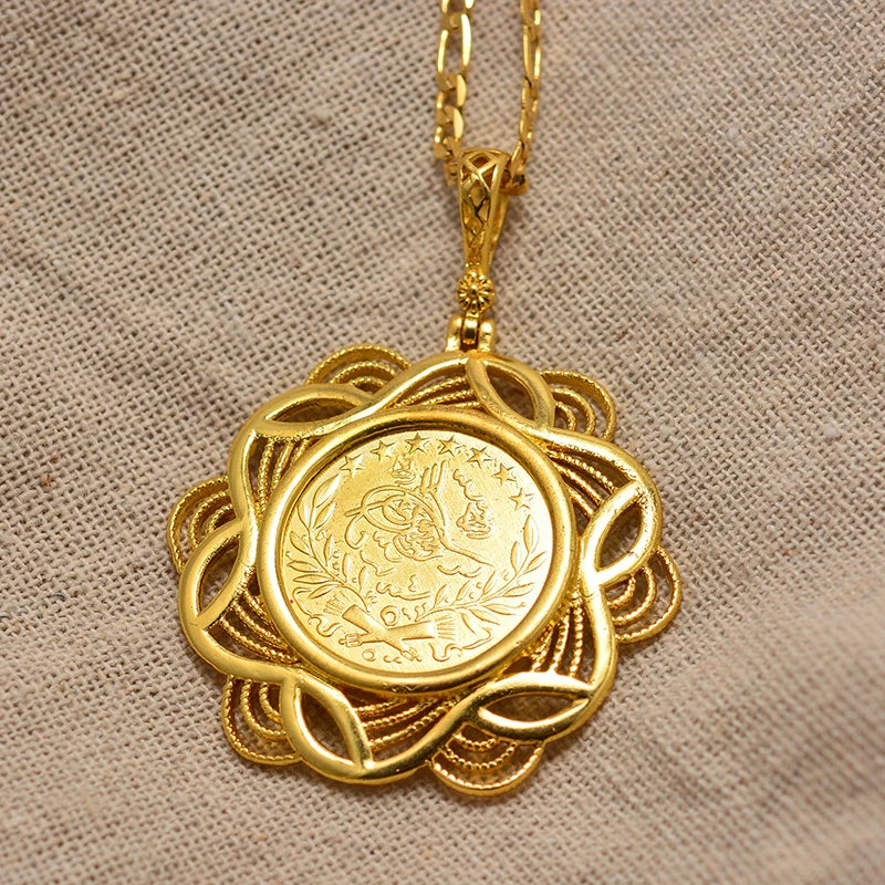 annayoyo Gold coin necklace pendant Jewelry for Women Necklace Gold Color Pendant