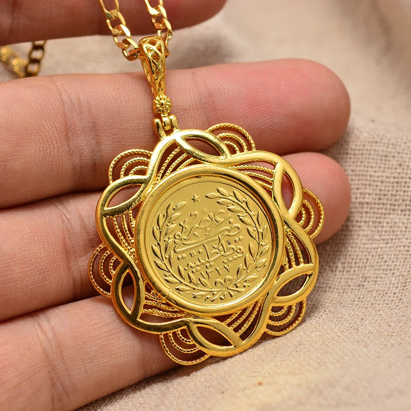 annayoyo Gold coin necklace pendant Jewelry for Women Necklace Gold Color Pendant