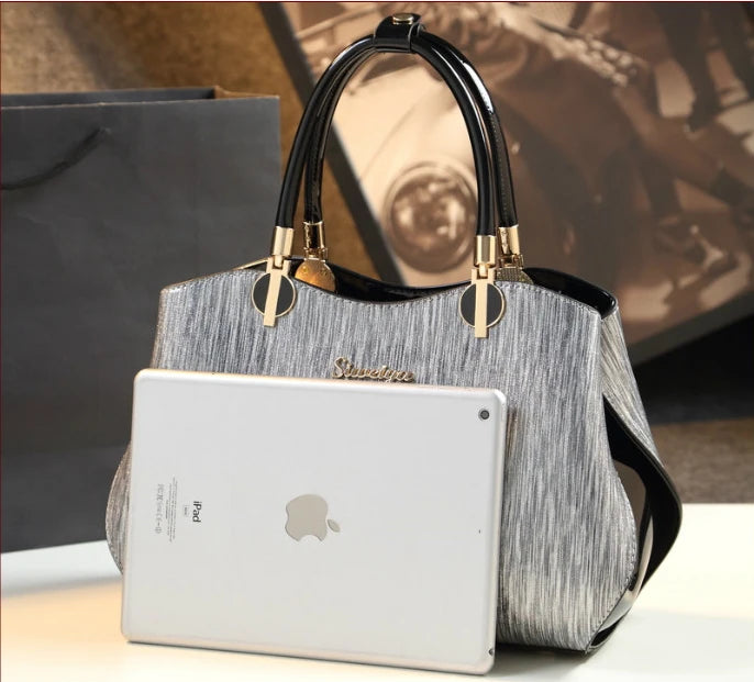 CHICTURESQUE korean style simple pillow shoulder bags handbags women famous brands top handle bag patent leather clutch