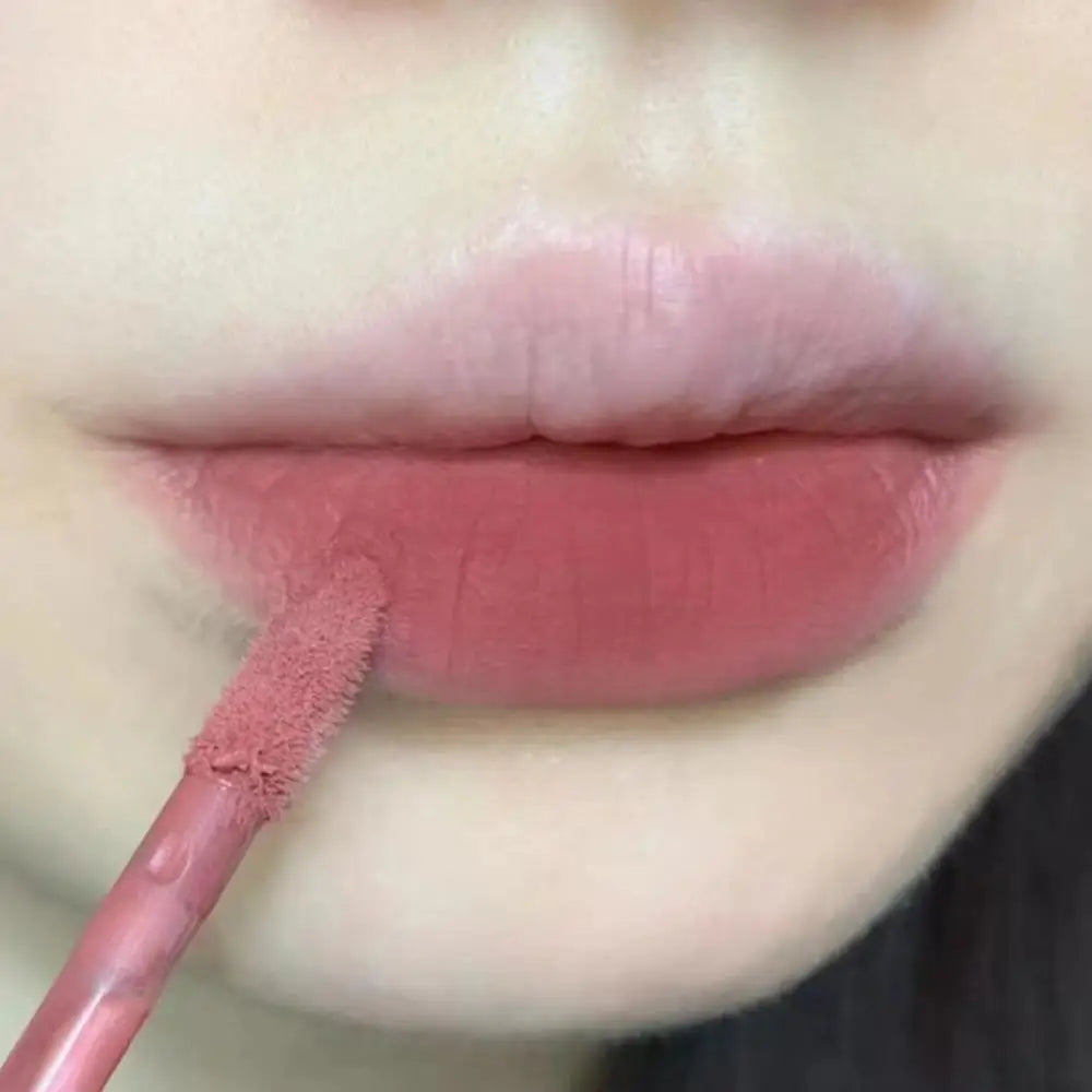 6 Colors Matte Velvet Lip Mud Long-lasting Waterproof Non-stick Cup Lip Gloss Silky Smooth Soft Mist Lipstick Makeup Cosmetics