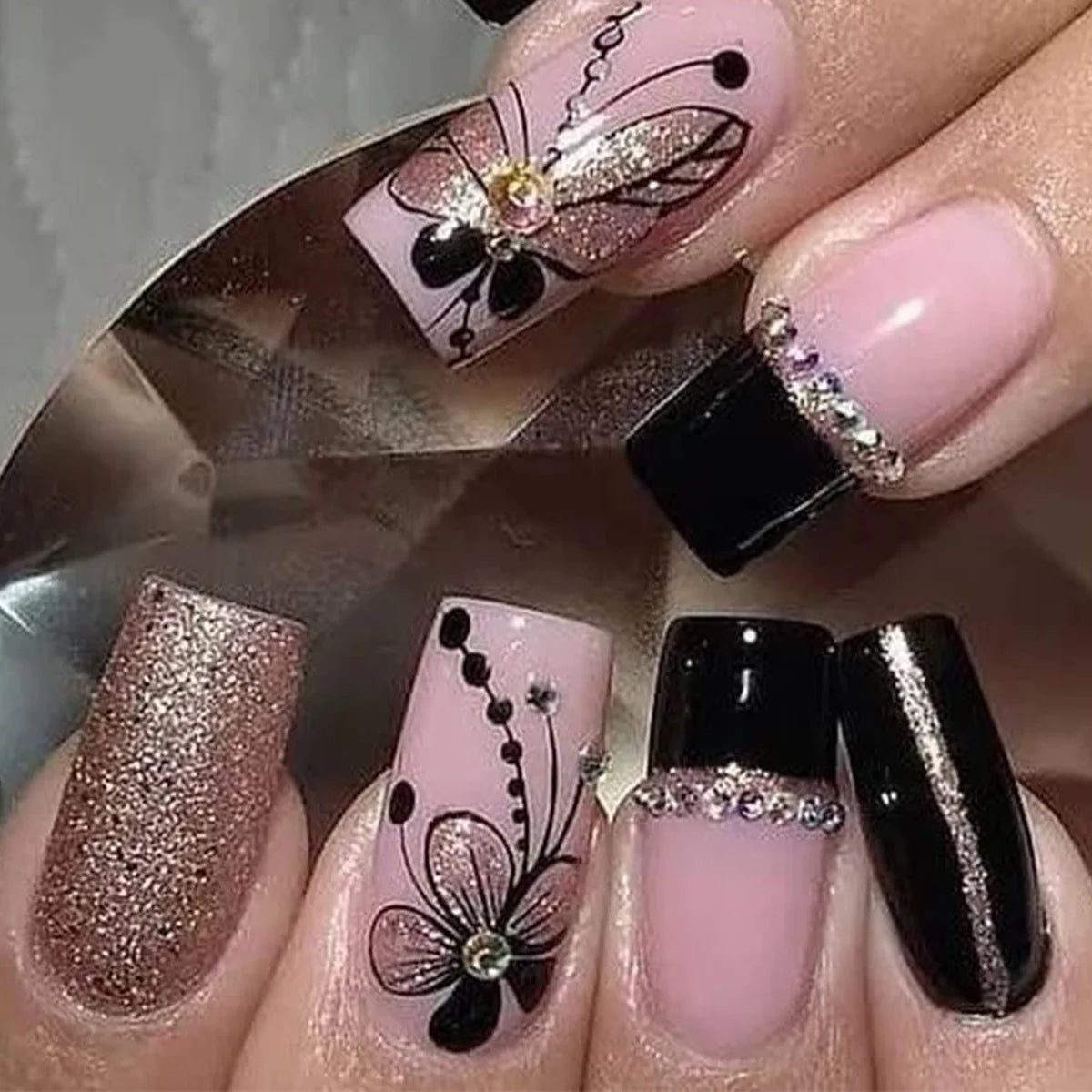 24pcs Ballet False Nails Simple Red Design Glitter Fake Nails Pearl Short Square Valentine’s Day Datachable Press on Nail Tips