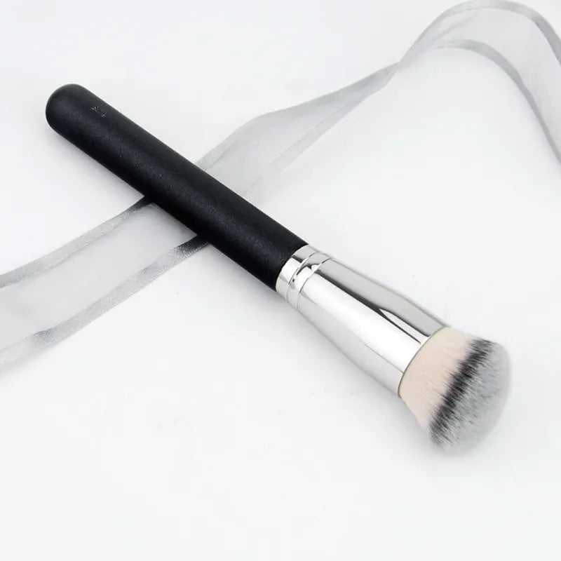 MOONBIFFY Flawless Foundation Brush Concealer Brushes Bottom Makeup Brush Oblique Head Matte Makeup Without Trace Single Make Up Tools