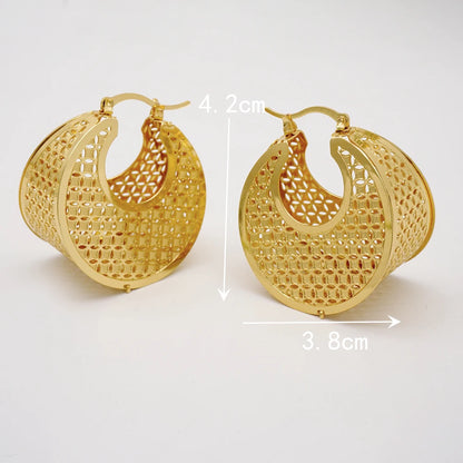 Fashion Dubai Jewelry Sets Gold Color Pendant Copper Classic Earrings Necklace For Women Daily Wear Party Anniversary Gifts