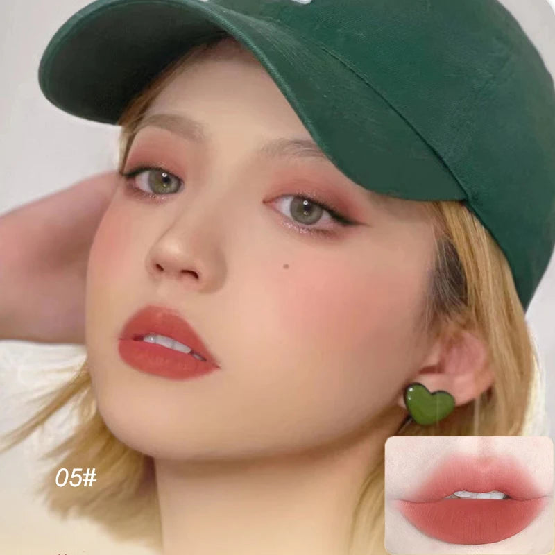PINKCOCO Moisturizing Velvet Matte Lipstick Waterproof Long Lasting Not Easy To Fade Sexy Red Lip Tint Nude Lipstick Cosmetics