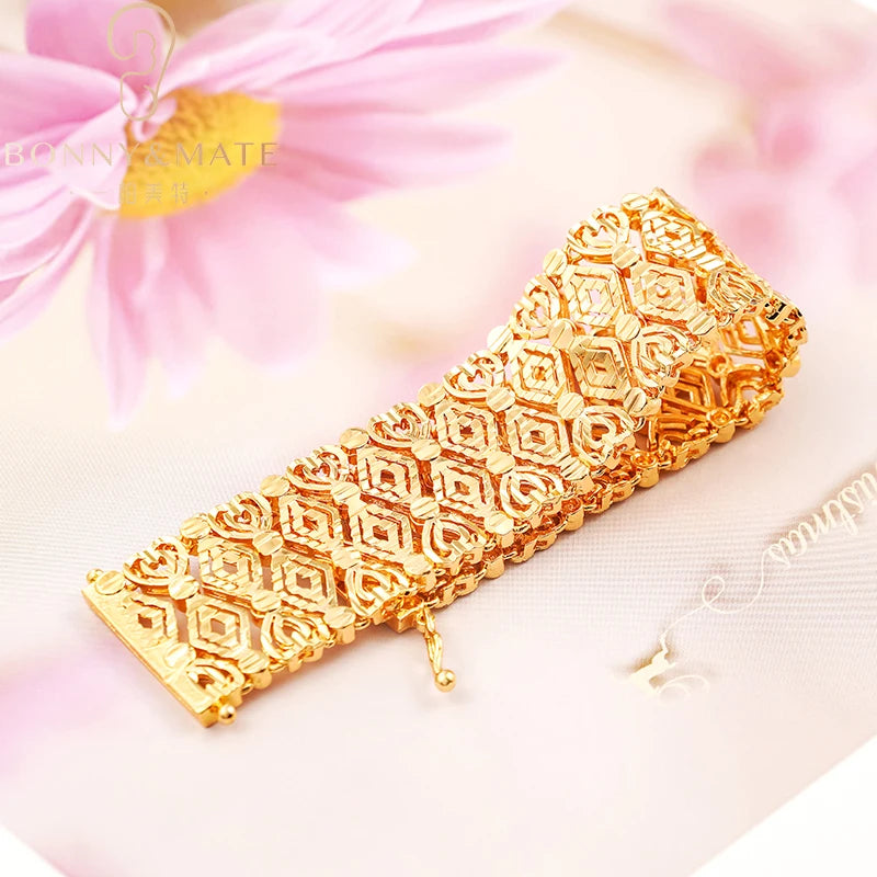 High Quality Woman For Bracelet Luxury Bracelet Fashion Customized 18K Gold Plated Cuban Chain Fashion Jewelry