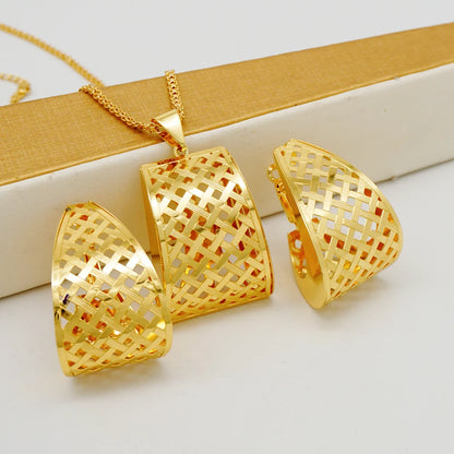 Fashion Dubai Jewelry Sets Gold Color Pendant Copper Classic Earrings Necklace For Women Daily Wear Party Anniversary Gifts