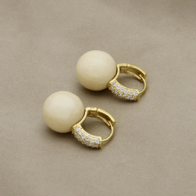 The New Fashion Jewelry Full Rhinestone Red Ball Earrings Earrings for Women