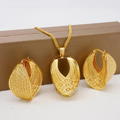 Fashion Dubai Jewelry Sets Gold Color Pendant Copper Classic Earrings Necklace For Women Daily Wear Party Anniversary Gifts