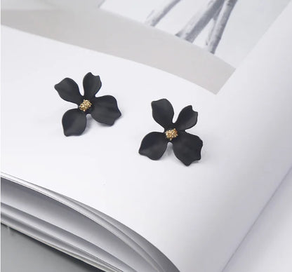 S925 Silver Needle Senior Red Petals Net Red Temperament Cute Small Flower Earrings Female Jewelry Earings Fashion Jewelry
