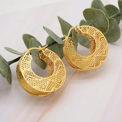 Fashion Dubai Jewelry Sets Gold Color Pendant Copper Classic Earrings Necklace For Women Daily Wear Party Anniversary Gifts