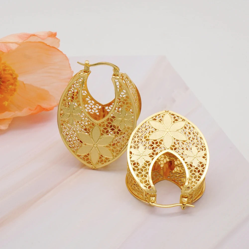 Fashion Dubai Jewelry Sets Gold Color Pendant Copper Classic Earrings Necklace For Women Daily Wear Party Anniversary Gifts