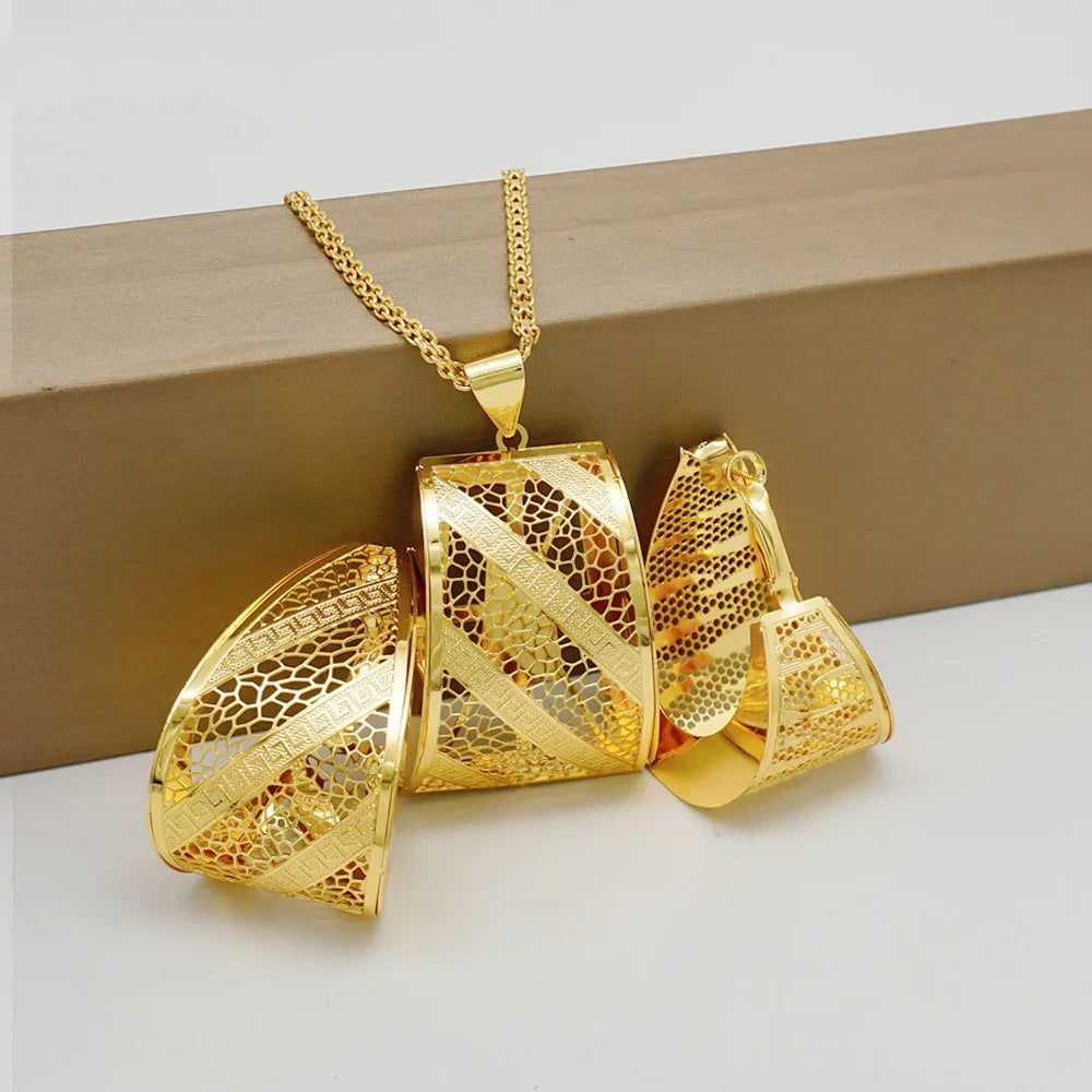 Fashion Dubai Jewelry Sets Gold Color Pendant Copper Classic Earrings Necklace For Women Daily Wear Party Anniversary Gifts