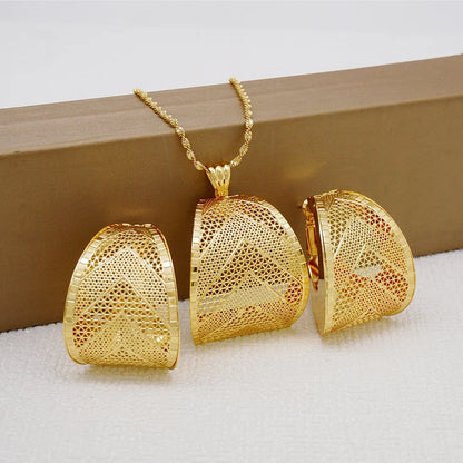 Fashion Dubai Jewelry Sets Gold Color Pendant Copper Classic Earrings Necklace For Women Daily Wear Party Anniversary Gifts