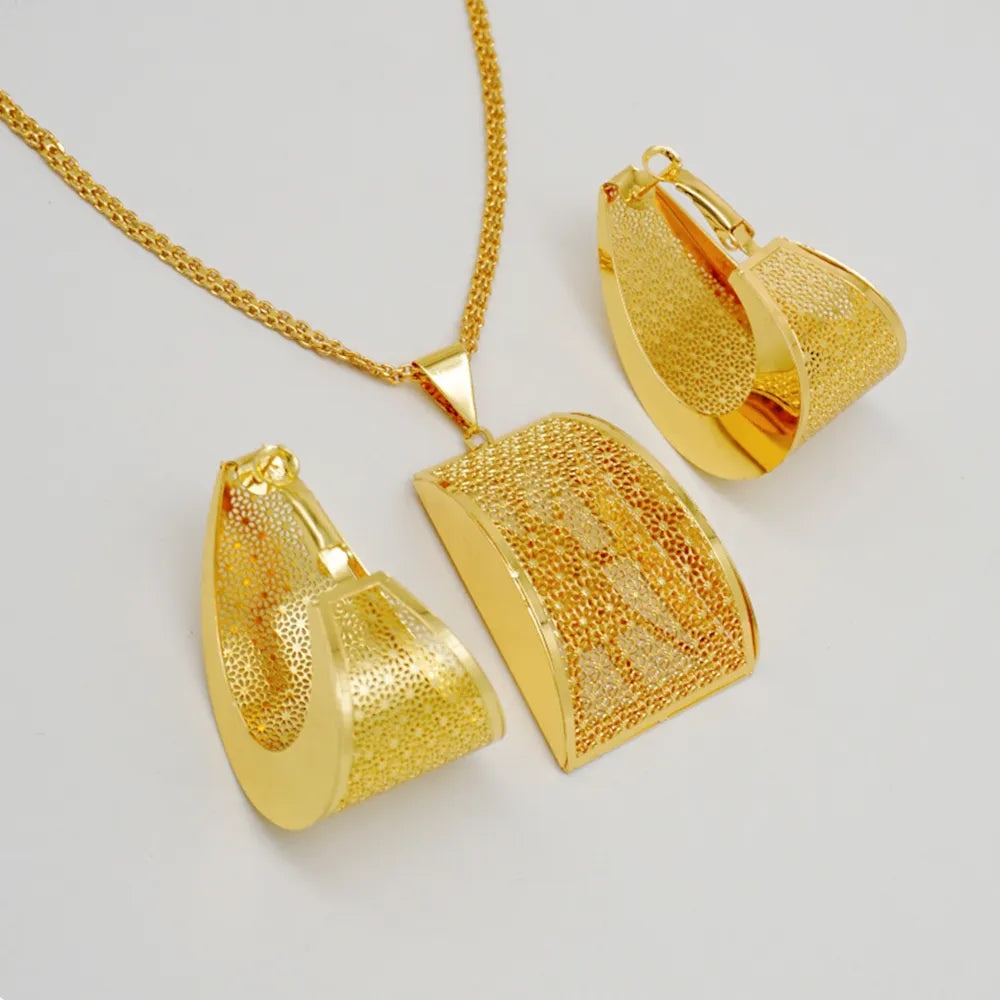 Fashion Dubai Jewelry Sets Gold Color Pendant Copper Classic Earrings Necklace For Women Daily Wear Party Anniversary Gifts