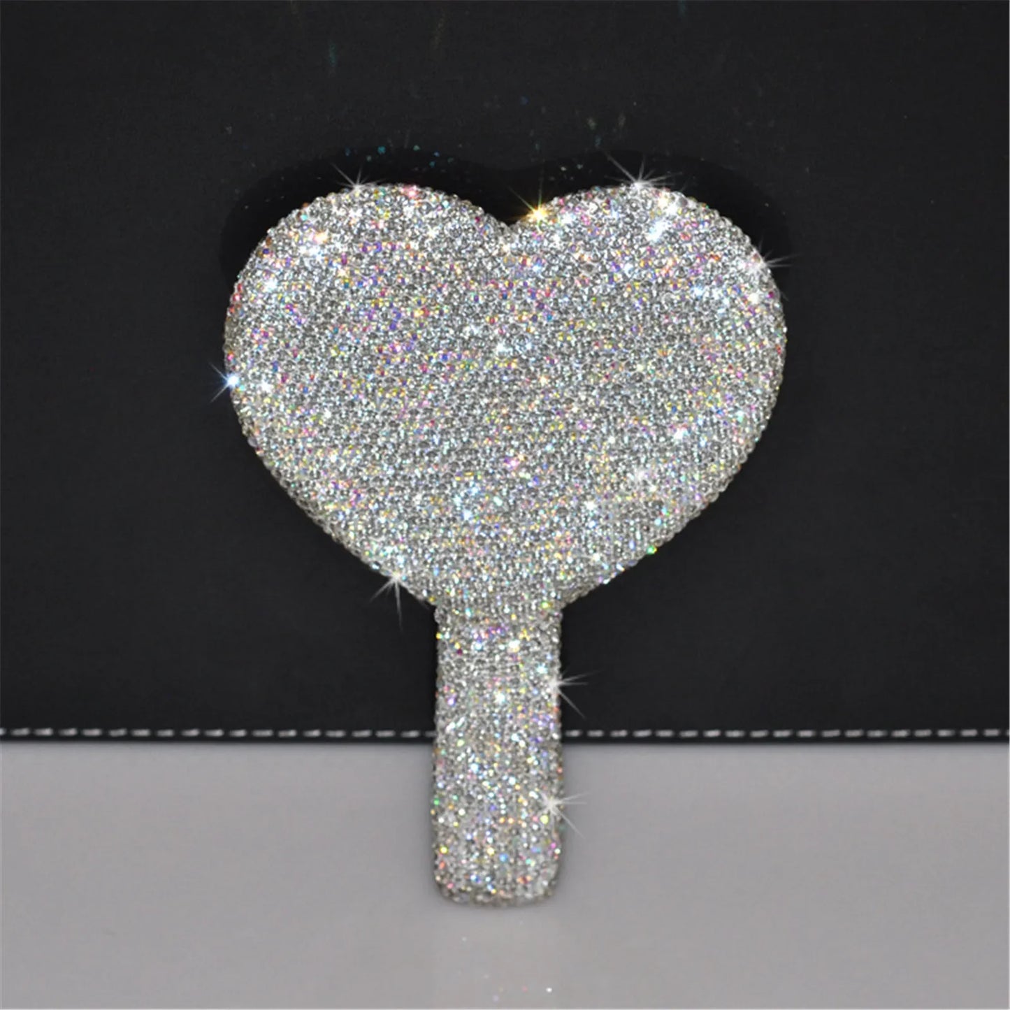 Diamond Handheld Makeup Mirror Love Heart Mirror Female Handle Makeup Cosmetic Beauty Tools Handheld Vanity Girls Make Up Mirror