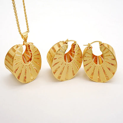 Fashion Dubai Jewelry Sets Gold Color Pendant Copper Classic Earrings Necklace For Women Daily Wear Party Anniversary Gifts