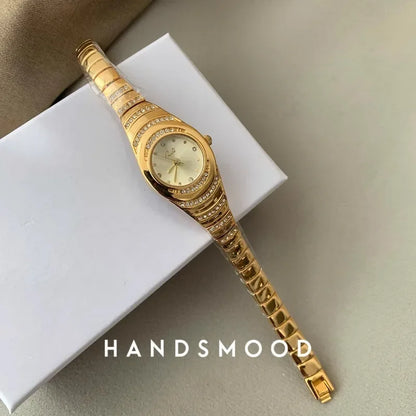 Small Gold Watch Light Luxury Exquisite Diamond Design Sense Strap Fashion Watch for Women