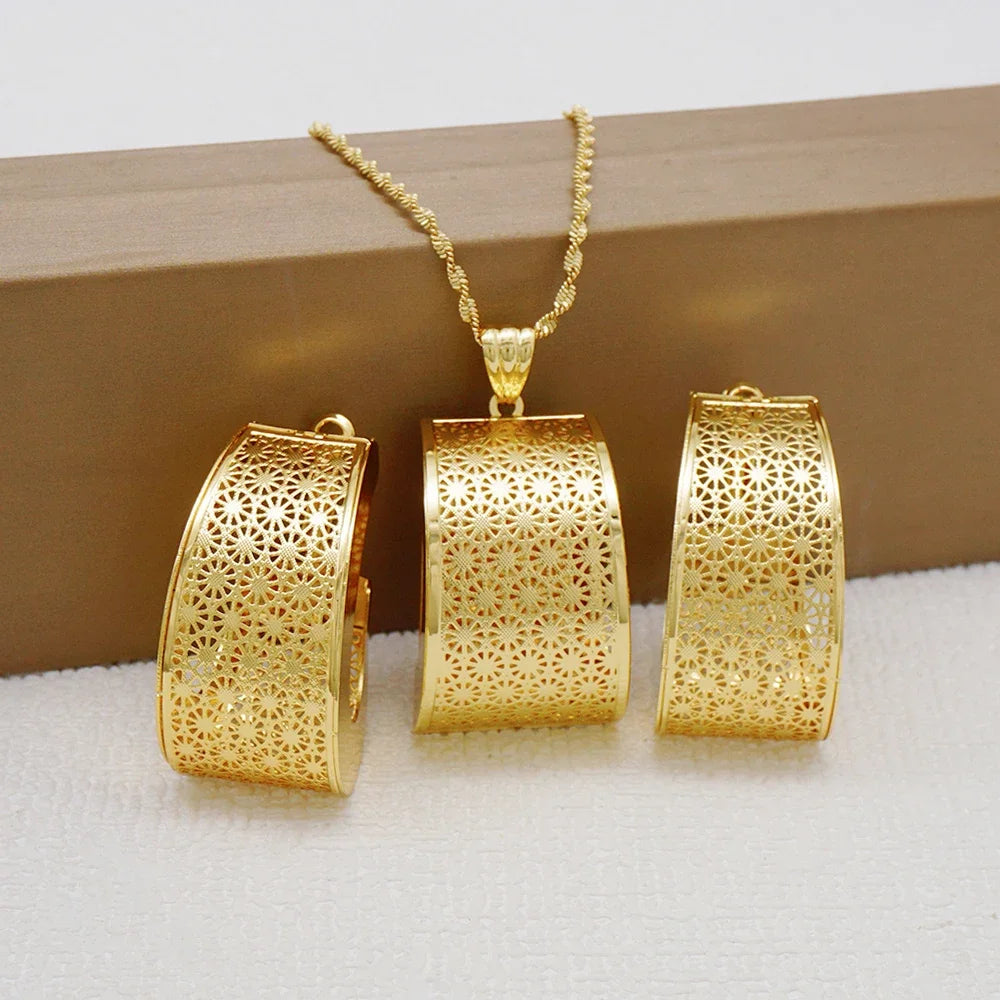 Fashion Dubai Jewelry Sets Gold Color Pendant Copper Classic Earrings Necklace For Women Daily Wear Party Anniversary Gifts