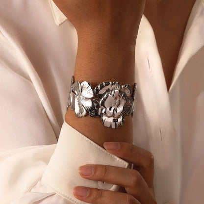 Stainless Steel Cuff Bracelet,Exquisite Classic Flower Pattern Openning Bangles Bracelet for Women,Exaggerate Hand Ornament