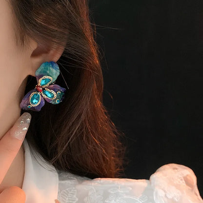 Exquisite Vintage Crystal Flower Stud Earrings Women Fresh Niche Design Earring Luxury Fashion for Lady Party Wedding Jewelry