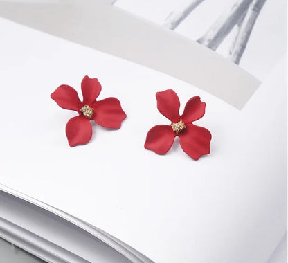 S925 Silver Needle Senior Red Petals Net Red Temperament Cute Small Flower Earrings Female Jewelry Earings Fashion Jewelry