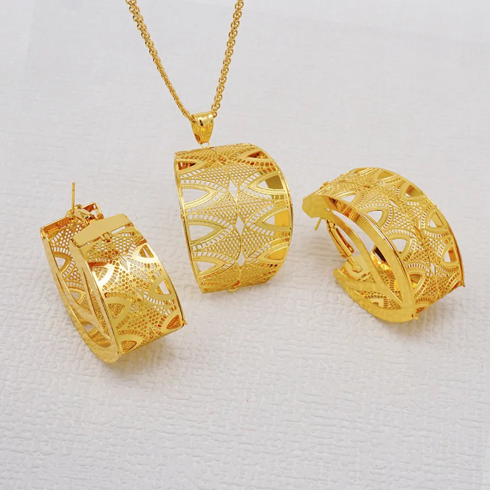 Fashion Dubai Jewelry Sets Gold Color Pendant Copper Classic Earrings Necklace For Women Daily Wear Party Anniversary Gifts