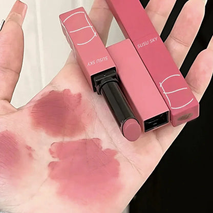 SUSU SKY Matte Lipstick Small Red Tube Matte Genuine Thin Tube Nonstick Cup Lip Glaze Slightly Tipsy Rose Wholesale Makeup