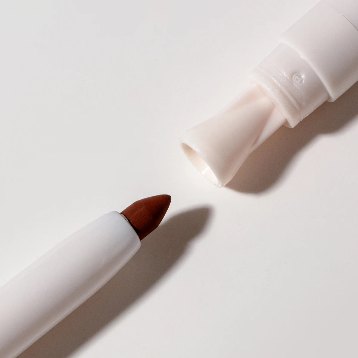Lip Liner With Brush Misty Rose Creamy Matte Lip Makeup High Pigment Not Easy To Fade 3 In 1 Silky Smooth Y2k Lip Liner Pencil