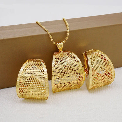 Fashion Dubai Jewelry Sets Gold Color Pendant Copper Classic Earrings Necklace For Women Daily Wear Party Anniversary Gifts