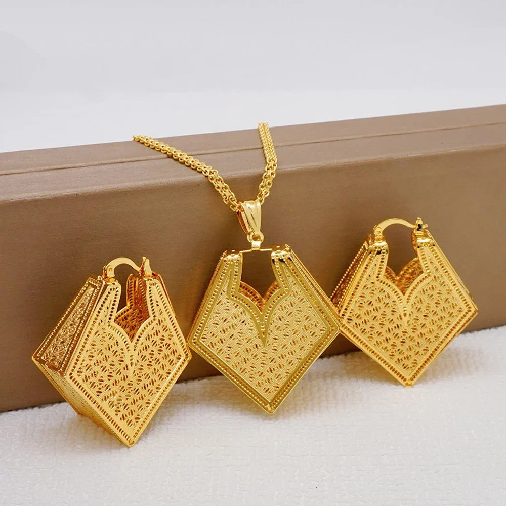 Fashion Dubai Jewelry Sets Gold Color Pendant Copper Classic Earrings Necklace For Women Daily Wear Party Anniversary Gifts