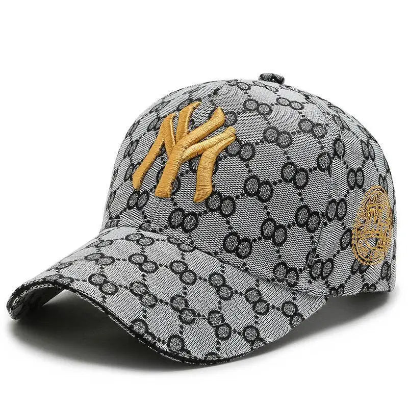 Letter Embroidery Baseball Cap Fashion Men's and Women's Travel Curved Brim Duck Tongue Outdoor Leisure Sunshade Hat Ball Caps