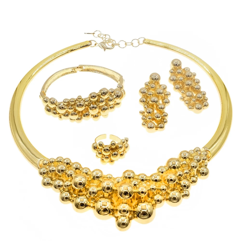 Hug and kiss Fashion Italian Plated Gold Jewelry Set Exquisite Necklace Banquet Party  A Simple Style